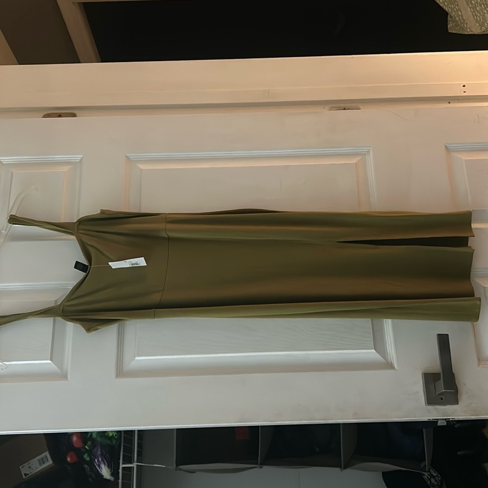 Forever 21 olive midi dress